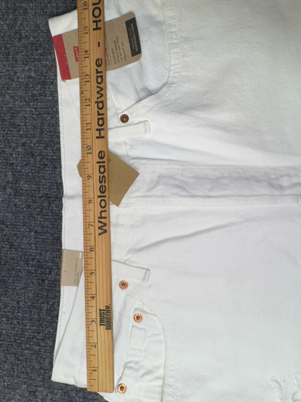 Levi's White Distressed Straight Leg Jeans with Raw Hem Mens 31x30